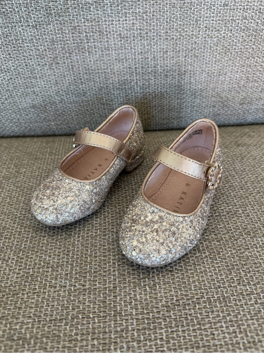 Kelly & Katie Girls' Gold Glitter Mary Jane Dress Shoes